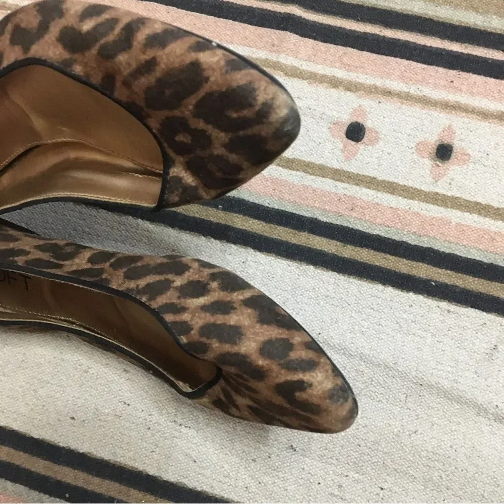 Ann Taylor Loft 7.5 women’s cheetah print Ballerina flat shoes pointy toe GUC